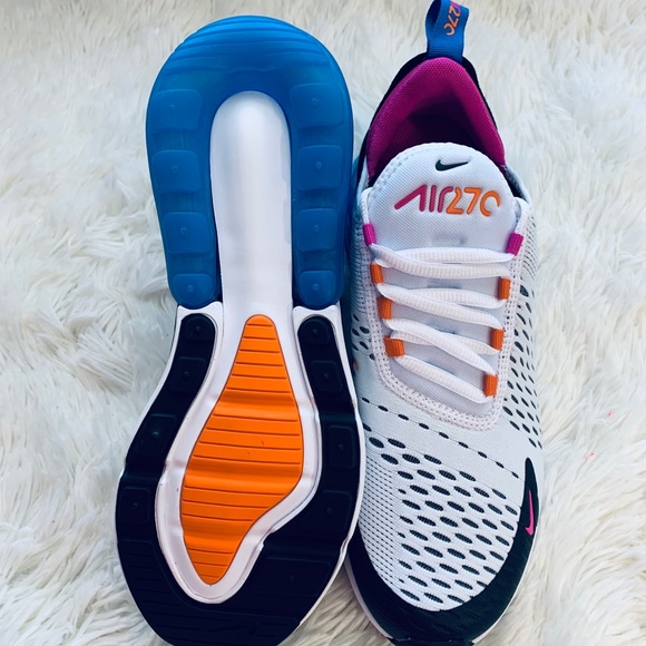 Nike Air Max 270 - Picture 7 of 8